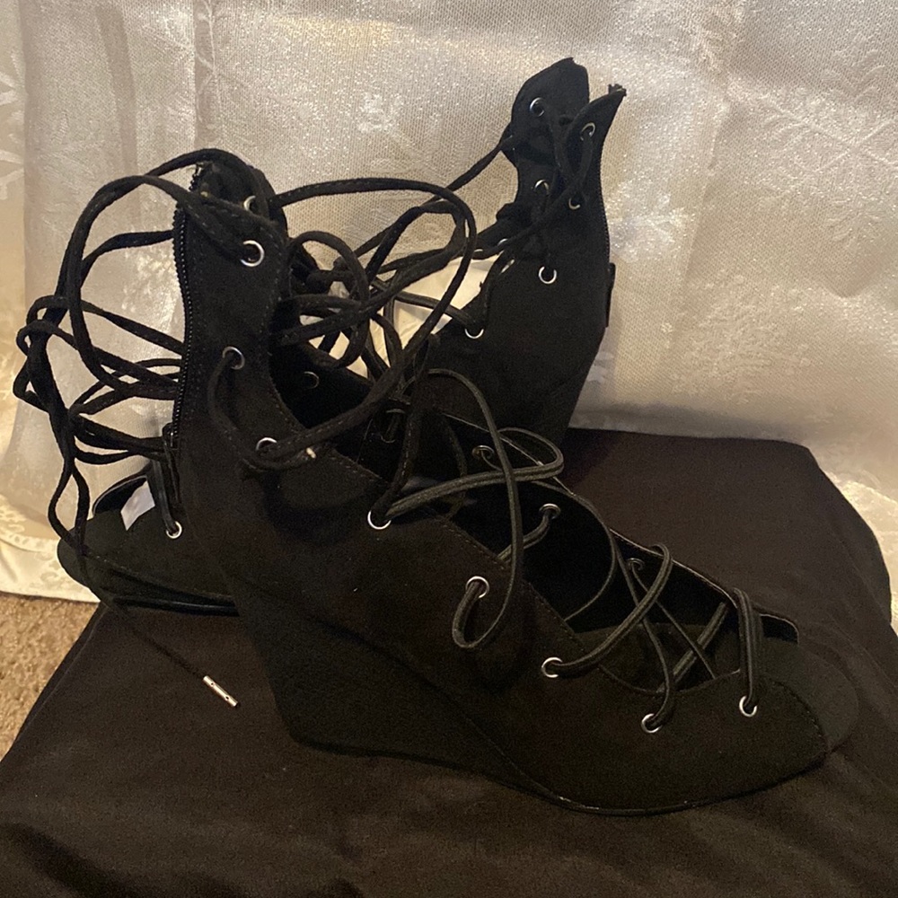 Lace up wedge